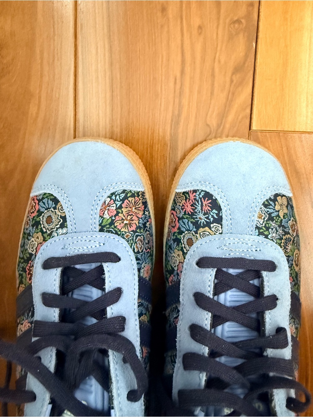 adidas Navy Floral Lace-Up Sneakers with Pastel Accents - Picture 5 of 6